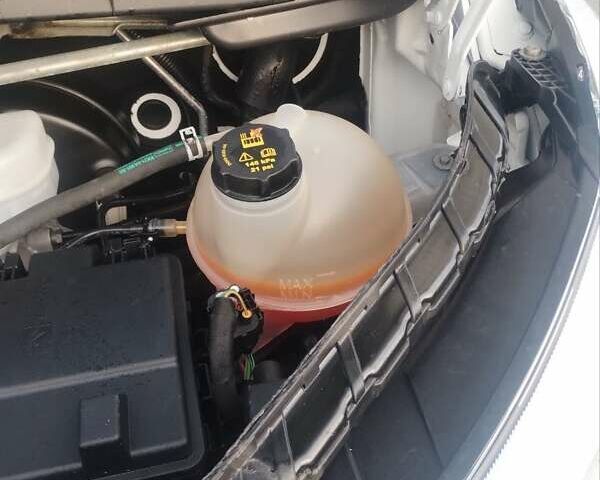 Белый Форд Транзит, объемом двигателя 2 л и пробегом 195 тыс. км за 18300 $, фото 27 на Automoto.ua