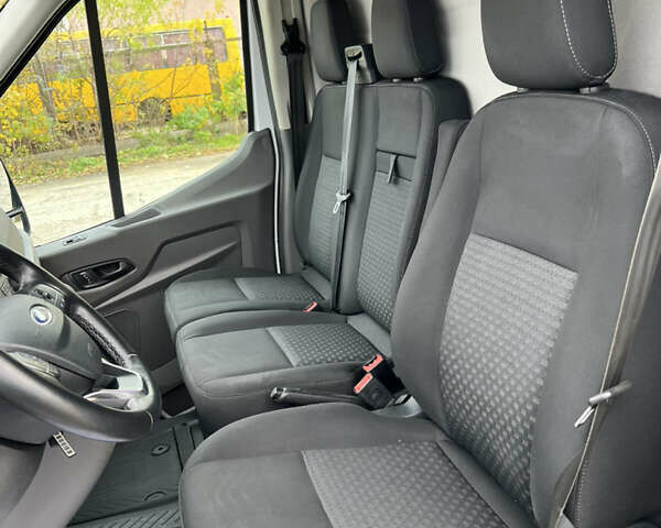 Білий Форд Транзит, об'ємом двигуна 2 л та пробігом 186 тис. км за 17700 $, фото 24 на Automoto.ua