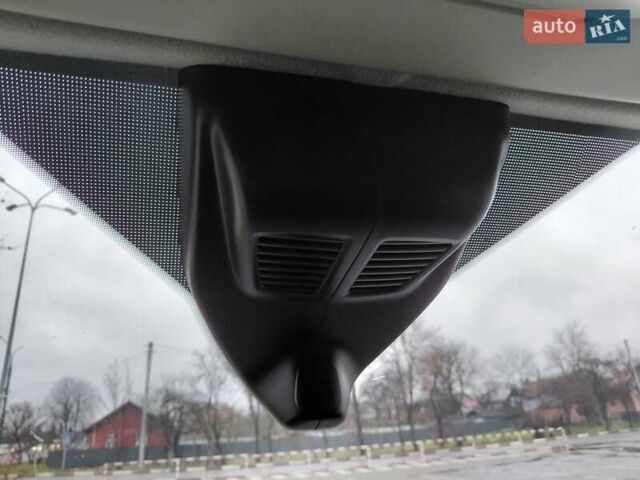 Белый Форд Транзит, объемом двигателя 2 л и пробегом 328 тыс. км за 19600 $, фото 62 на Automoto.ua