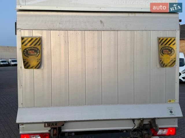 Белый Форд Транзит, объемом двигателя 2 л и пробегом 245 тыс. км за 17500 $, фото 4 на Automoto.ua