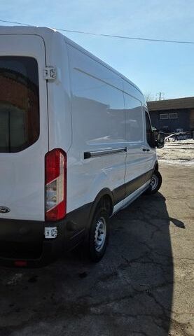 Белый Форд Транзит, объемом двигателя 2 л и пробегом 250 тыс. км за 16500 $, фото 9 на Automoto.ua