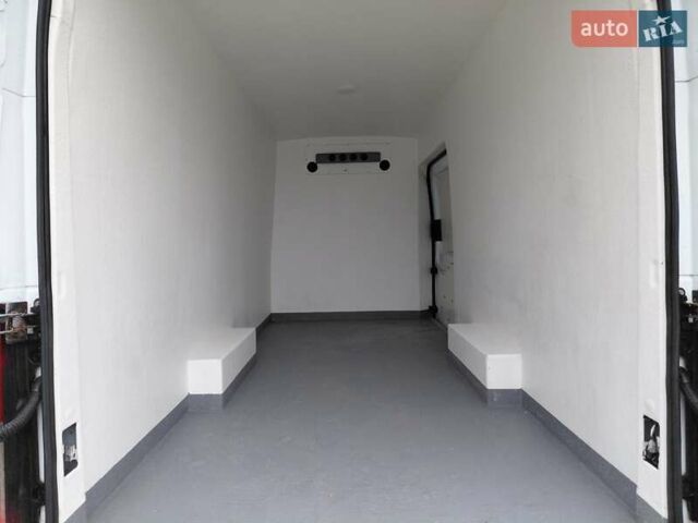 Белый Форд Транзит, объемом двигателя 2 л и пробегом 328 тыс. км за 19600 $, фото 32 на Automoto.ua