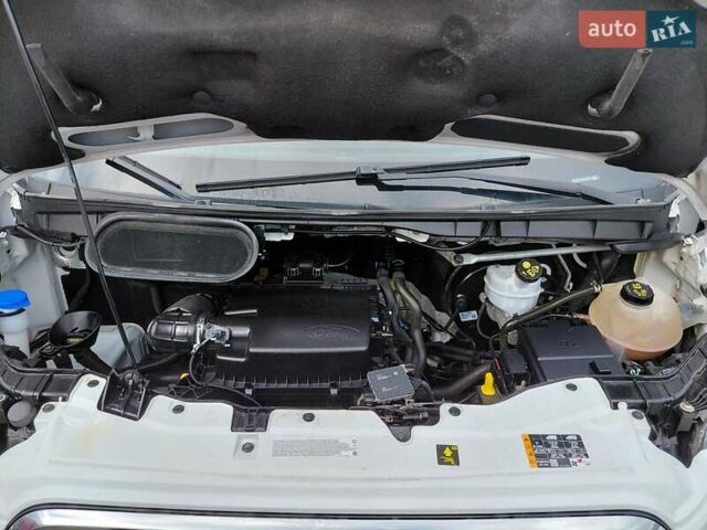 Білий Форд Транзит, об'ємом двигуна 2 л та пробігом 243 тис. км за 15600 $, фото 9 на Automoto.ua