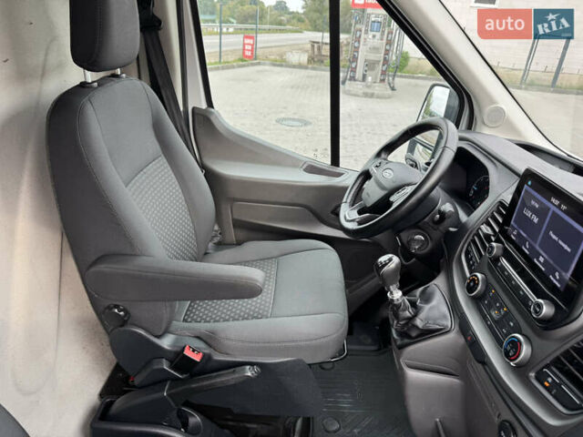 Белый Форд Транзит, объемом двигателя 2 л и пробегом 195 тыс. км за 18900 $, фото 55 на Automoto.ua