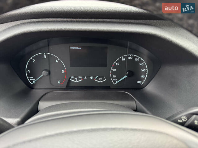 Белый Форд Транзит, объемом двигателя 2 л и пробегом 195 тыс. км за 18900 $, фото 45 на Automoto.ua