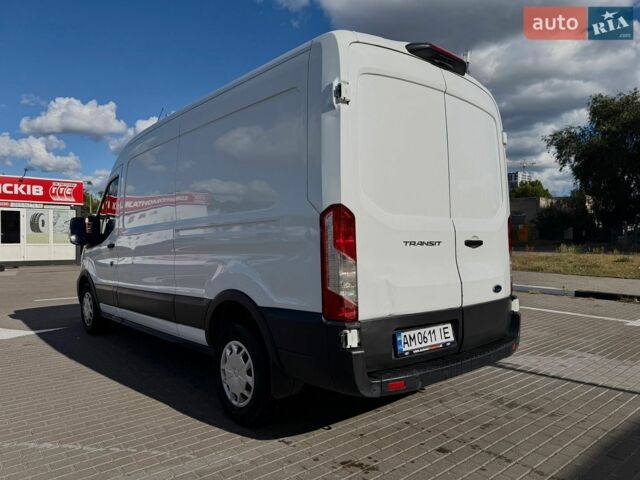 Белый Форд Транзит, объемом двигателя 2 л и пробегом 224 тыс. км за 19200 $, фото 5 на Automoto.ua