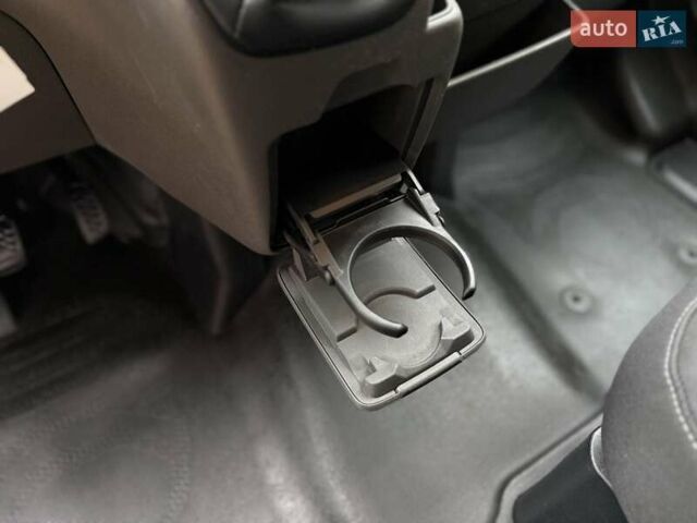 Белый Форд Транзит, объемом двигателя 2 л и пробегом 157 тыс. км за 18500 $, фото 35 на Automoto.ua