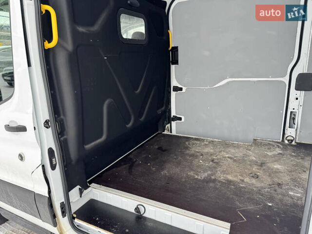 Білий Форд Транзит, об'ємом двигуна 2 л та пробігом 266 тис. км за 17500 $, фото 15 на Automoto.ua