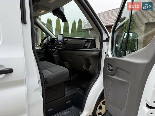 Белый Форд Транзит, объемом двигателя 2 л и пробегом 157 тыс. км за 18500 $, фото 36 на Automoto.ua