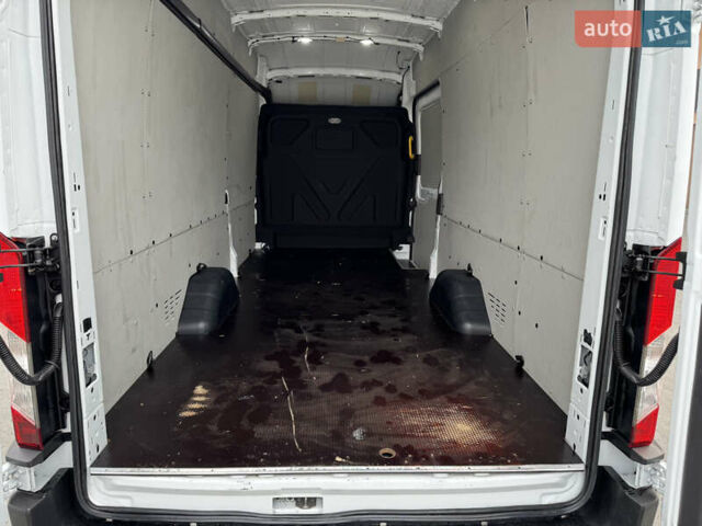 Белый Форд Транзит, объемом двигателя 2 л и пробегом 195 тыс. км за 18900 $, фото 60 на Automoto.ua