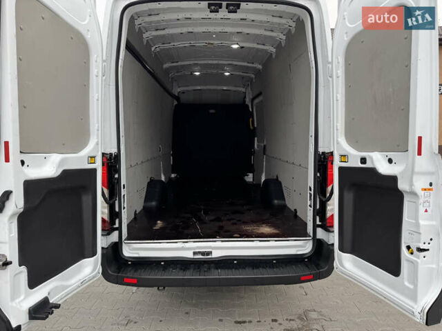 Белый Форд Транзит, объемом двигателя 2 л и пробегом 195 тыс. км за 18900 $, фото 59 на Automoto.ua