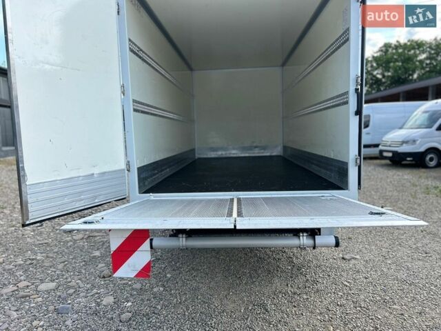 Белый Форд Транзит, объемом двигателя 2 л и пробегом 150 тыс. км за 31600 $, фото 37 на Automoto.ua