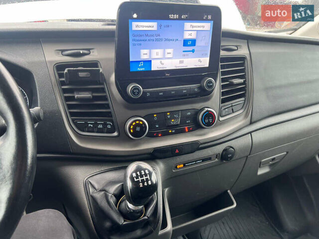 Белый Форд Транзит, объемом двигателя 2 л и пробегом 153 тыс. км за 21400 $, фото 19 на Automoto.ua