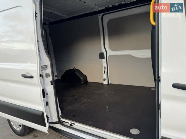 Білий Форд Транзит, об'ємом двигуна 2 л та пробігом 231 тис. км за 18800 $, фото 31 на Automoto.ua