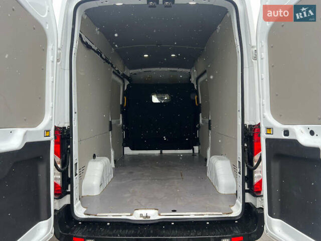 Белый Форд Транзит, объемом двигателя 2 л и пробегом 153 тыс. км за 21400 $, фото 29 на Automoto.ua