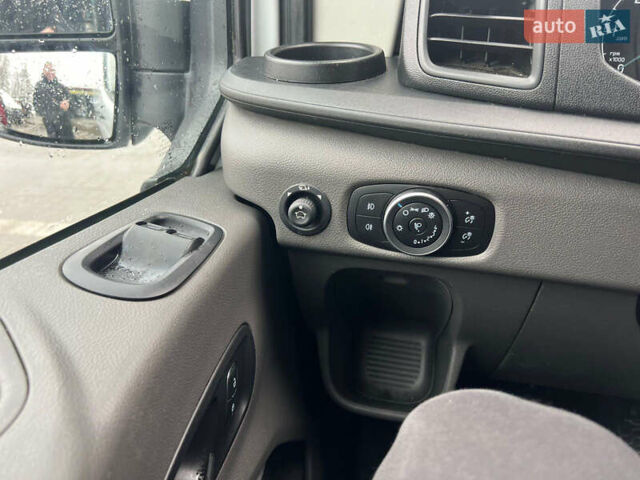 Белый Форд Транзит, объемом двигателя 2 л и пробегом 153 тыс. км за 21400 $, фото 12 на Automoto.ua