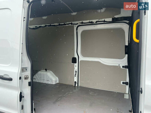 Белый Форд Транзит, объемом двигателя 2 л и пробегом 153 тыс. км за 21400 $, фото 30 на Automoto.ua