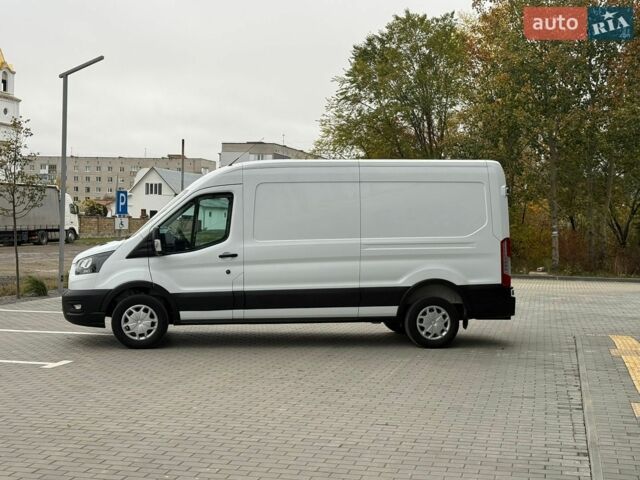 Белый Форд Транзит, объемом двигателя 2 л и пробегом 215 тыс. км за 17899 $, фото 3 на Automoto.ua