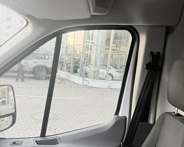 Білий Форд Транзит, об'ємом двигуна 2 л та пробігом 17 тис. км за 37500 $, фото 29 на Automoto.ua