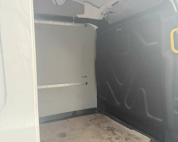 Білий Форд Транзит, об'ємом двигуна 2 л та пробігом 17 тис. км за 37500 $, фото 14 на Automoto.ua