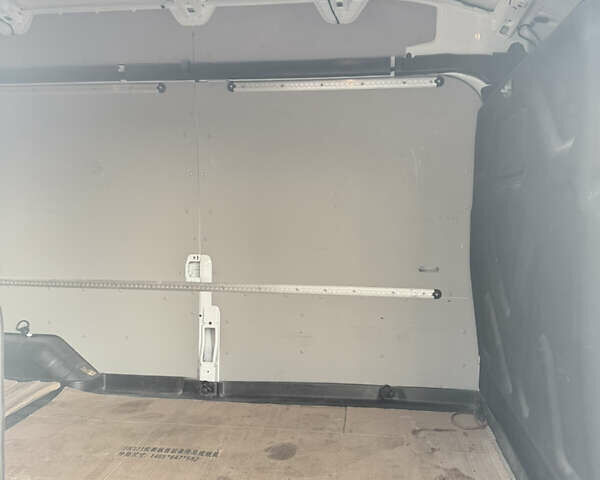 Білий Форд Транзит, об'ємом двигуна 2 л та пробігом 17 тис. км за 37500 $, фото 13 на Automoto.ua