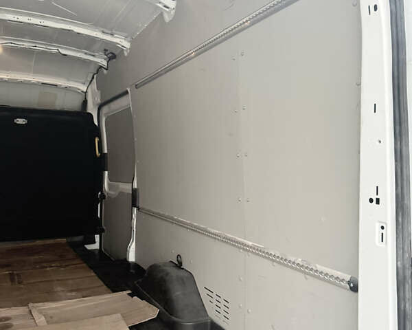 Білий Форд Транзит, об'ємом двигуна 2 л та пробігом 17 тис. км за 37500 $, фото 17 на Automoto.ua