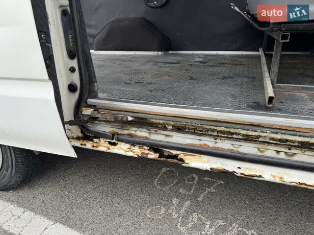 Белый Форд Транзит, объемом двигателя 2 л и пробегом 273 тыс. км за 4000 $, фото 20 на Automoto.ua