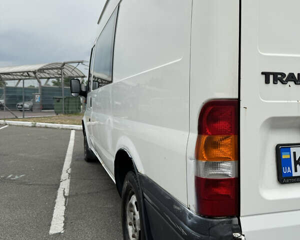 Белый Форд Транзит, объемом двигателя 2 л и пробегом 273 тыс. км за 4000 $, фото 5 на Automoto.ua