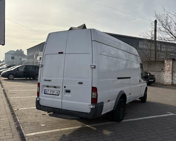 Белый Форд Транзит, объемом двигателя 2.4 л и пробегом 274 тыс. км за 6900 $, фото 4 на Automoto.ua