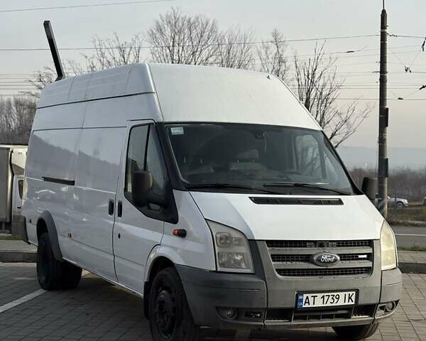 Белый Форд Транзит, объемом двигателя 2.4 л и пробегом 274 тыс. км за 6900 $, фото 3 на Automoto.ua