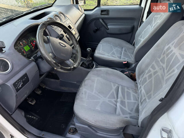 Белый Форд Транзит, объемом двигателя 1.75 л и пробегом 228 тыс. км за 4600 $, фото 14 на Automoto.ua