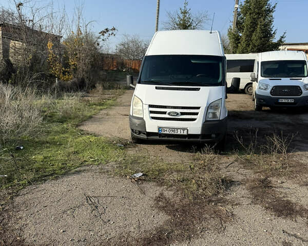 Белый Форд Транзит, объемом двигателя 2.2 л и пробегом 505 тыс. км за 8000 $, фото 5 на Automoto.ua
