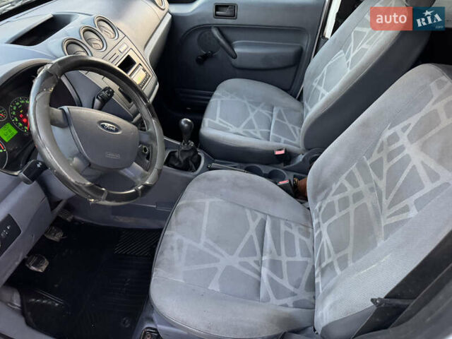 Белый Форд Транзит, объемом двигателя 1.75 л и пробегом 228 тыс. км за 4600 $, фото 15 на Automoto.ua