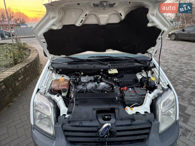 Белый Форд Транзит, объемом двигателя 1.75 л и пробегом 228 тыс. км за 4600 $, фото 29 на Automoto.ua