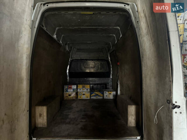Белый Форд Транзит, объемом двигателя 2.2 л и пробегом 500 тыс. км за 7500 $, фото 4 на Automoto.ua