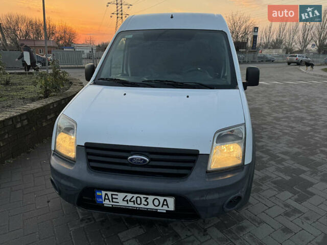 Белый Форд Транзит, объемом двигателя 1.75 л и пробегом 228 тыс. км за 4600 $, фото 1 на Automoto.ua