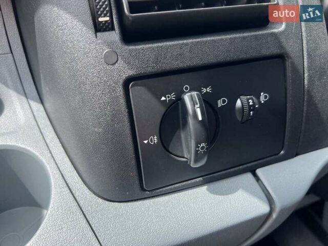 Форд Транзит 2013 в Киеве на Automoto.ua Белый Форд Транзит, объемом двигателя 2.2 л и пробегом 227 тыс. км за 8716 $, фото 23 на Automoto.ua