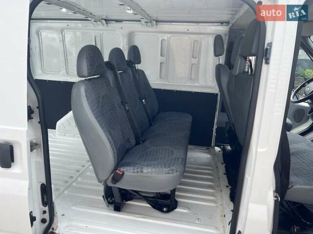 Форд Транзит 2013 в Киеве на Automoto.ua Белый Форд Транзит, объемом двигателя 2.2 л и пробегом 227 тыс. км за 8716 $, фото 1 на Automoto.ua
