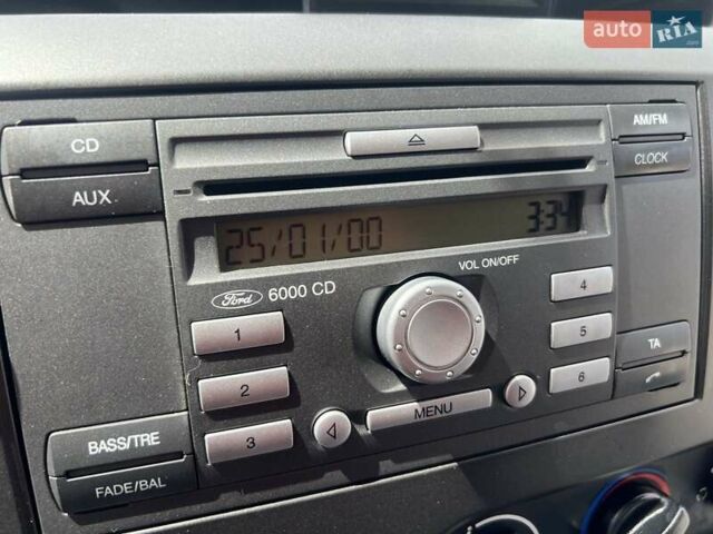 Форд Транзит 2013 в Киеве на Automoto.ua Белый Форд Транзит, объемом двигателя 2.2 л и пробегом 227 тыс. км за 8716 $, фото 25 на Automoto.ua