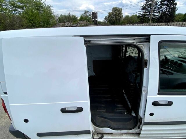 Білий Форд Транзит, об'ємом двигуна 1.8 л та пробігом 281 тис. км за 3100 $, фото 7 на Automoto.ua