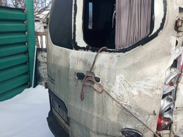 Білий Форд Транзит, об'ємом двигуна 0 л та пробігом 250 тис. км за 5000 $, фото 9 на Automoto.ua