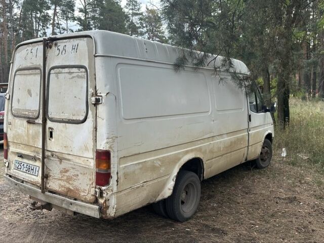 Білий Форд Транзит, об'ємом двигуна 0 л та пробігом 240 тис. км за 700 $, фото 5 на Automoto.ua