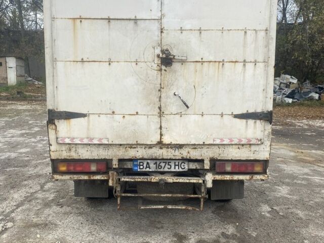 Белый Форд Транзит, объемом двигателя 2.5 л и пробегом 300 тыс. км за 2300 $, фото 2 на Automoto.ua