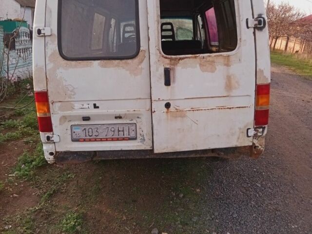 Белый Форд Транзит, объемом двигателя 0 л и пробегом 300 тыс. км за 1500 $, фото 4 на Automoto.ua