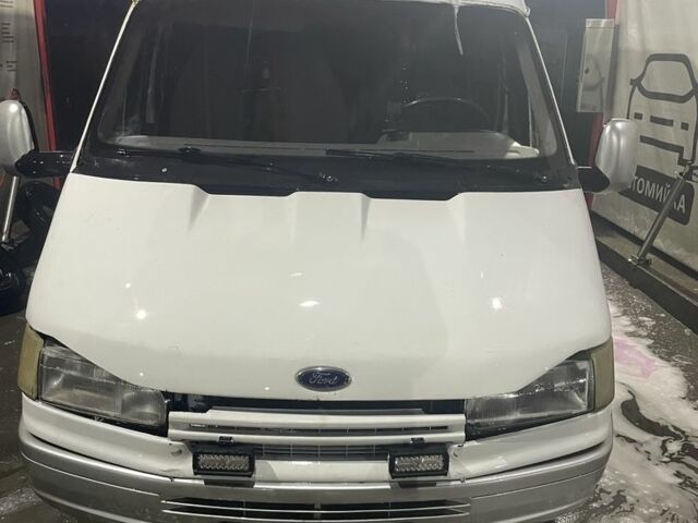 Белый Форд Транзит, объемом двигателя 2 л и пробегом 10 тыс. км за 2500 $, фото 2 на Automoto.ua