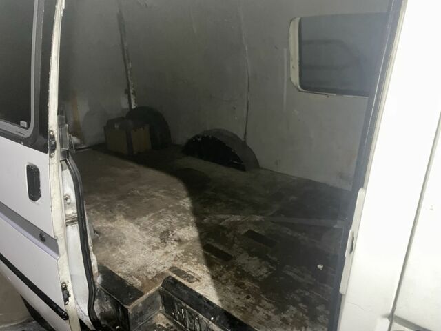 Белый Форд Транзит, объемом двигателя 2 л и пробегом 10 тыс. км за 2500 $, фото 11 на Automoto.ua