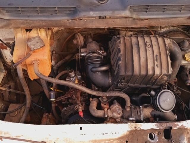 Белый Форд Транзит, объемом двигателя 0 л и пробегом 300 тыс. км за 1500 $, фото 1 на Automoto.ua