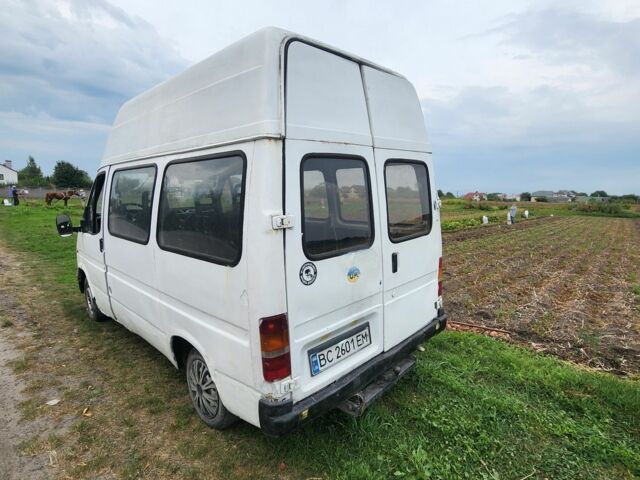 Белый Форд Транзит, объемом двигателя 2.5 л и пробегом 445 тыс. км за 1700 $, фото 2 на Automoto.ua