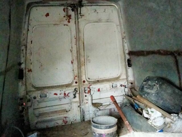Білий Форд Транзит, об'ємом двигуна 2.5 л та пробігом 400 тис. км за 900 $, фото 4 на Automoto.ua