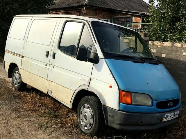 Белый Форд Транзит, объемом двигателя 25 л и пробегом 0 тыс. км за 1700 $, фото 5 на Automoto.ua